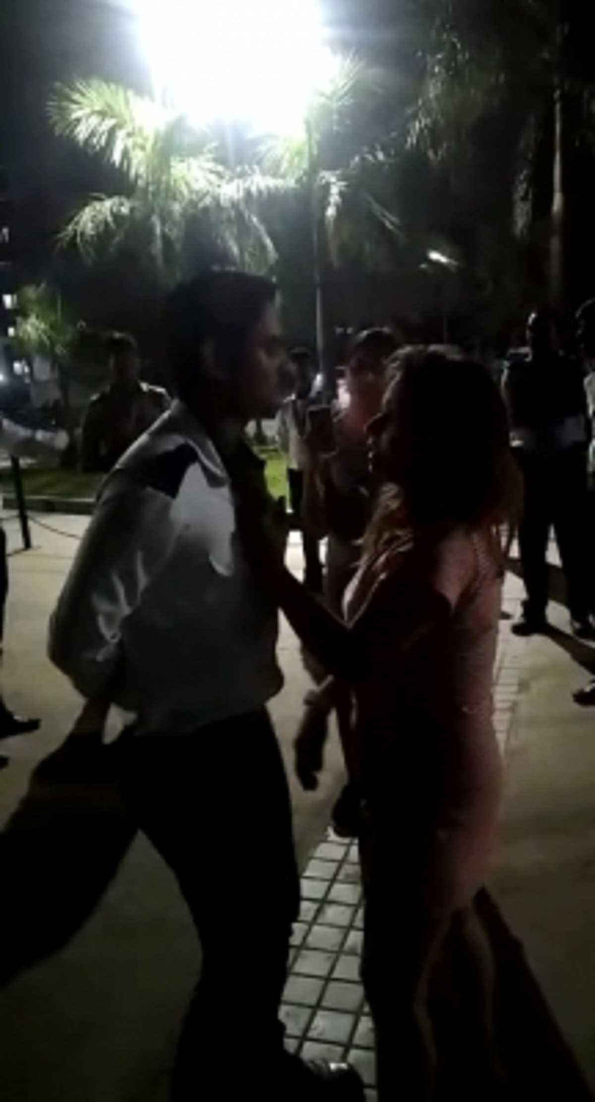 छोटी छोटी बातों पर निकल रहा है लोगो का गुस्सा, बढ़ रही है मारपीट की घटनाएं छोटी छोटी बातों पर निकल रहा है लोगो का गुस्सा, बढ़ रही है मारपीट की घटनाएं